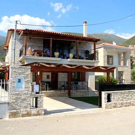 Amaryllis Holiday Home Agios Spyridon  Bagian luar foto