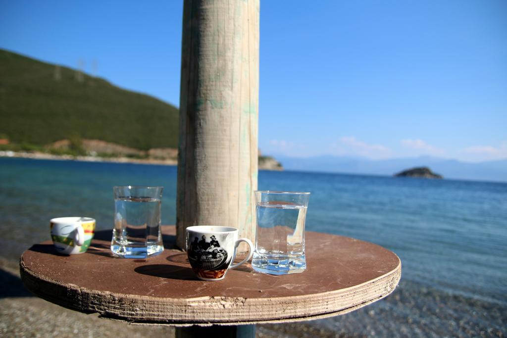Amaryllis Holiday Home Agios Spyridon  Bagian luar foto